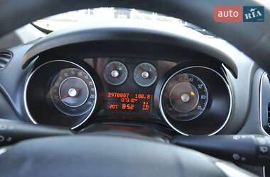 Хэтчбек Fiat Punto 2012 в 