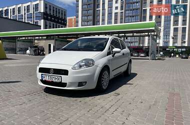 Хэтчбек Fiat Punto 2012 в 