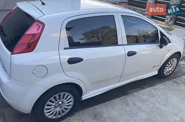 Хэтчбек Fiat Punto 2011 в Ужгороде