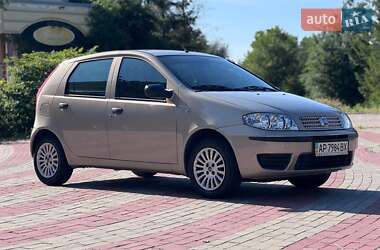 Хэтчбек Fiat Punto 2010 в 