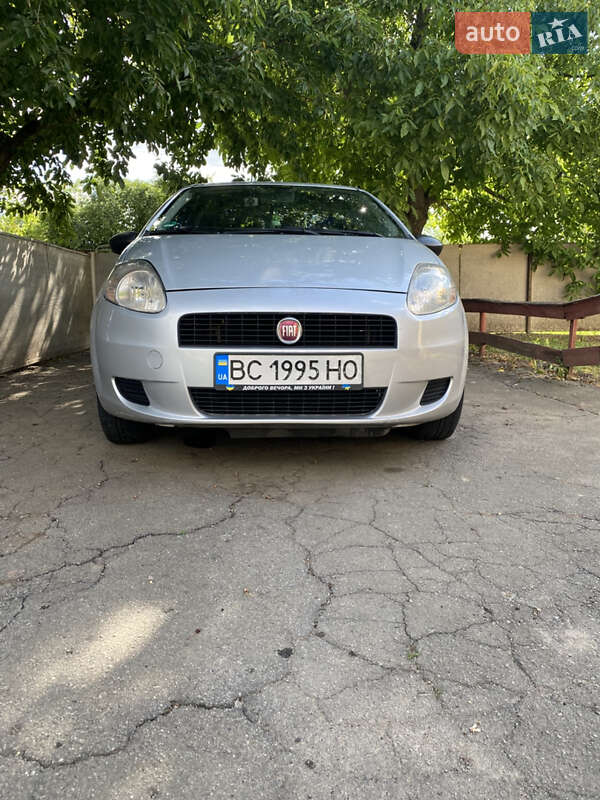 Хэтчбек Fiat Punto 2013 в Умани