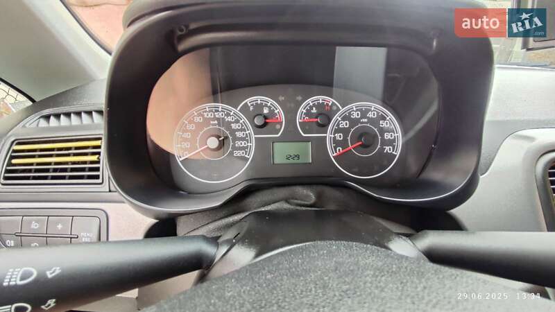 Хэтчбек Fiat Punto 2011 в Мукачево фото 9 Хэтчбек Fiat Punto 2011 в Мукачево