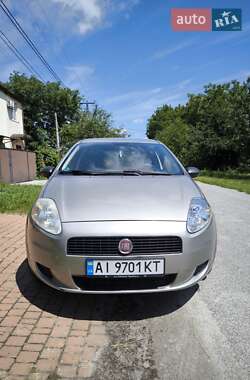 Хэтчбек Fiat Punto 2008 в Киеве