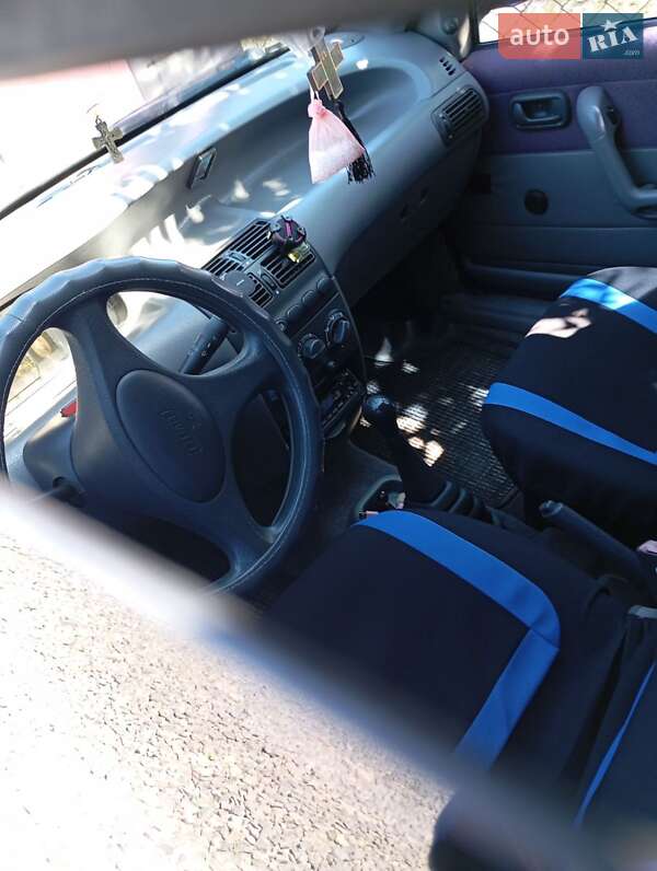 Хэтчбек Fiat Punto 1995 в Луцке