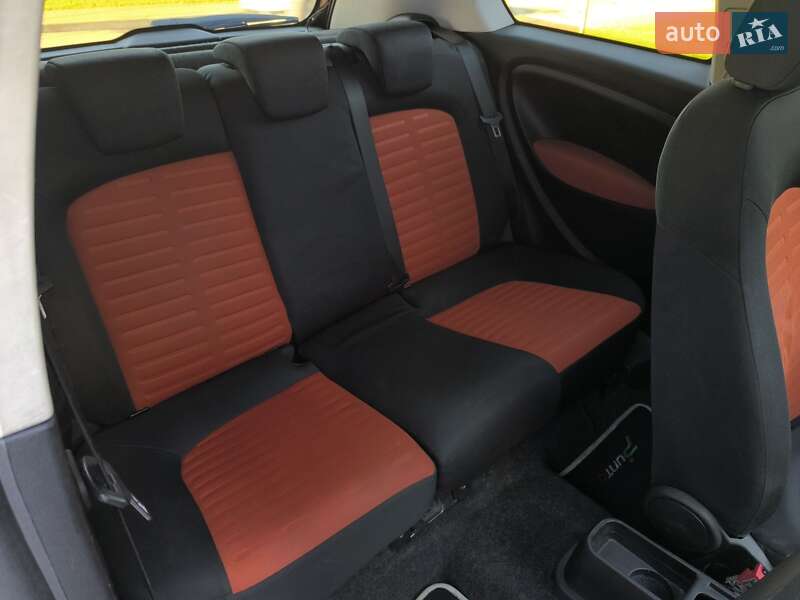 Хэтчбек Fiat Punto 2006 в Киеве