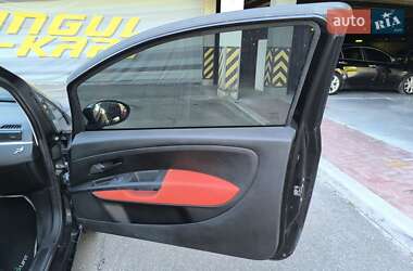Хэтчбек Fiat Punto 2006 в 