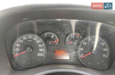 Хэтчбек Fiat Punto 2007 в 