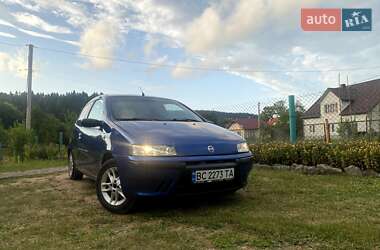 Хэтчбек Fiat Punto 2000 в 
