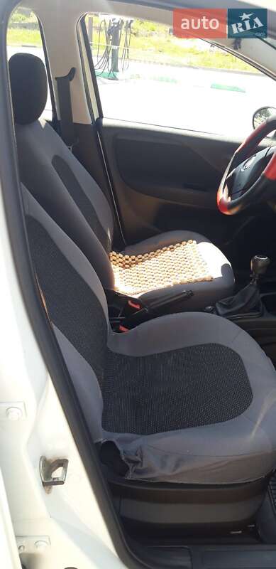 Хетчбек Fiat Punto 2013 в Бориславі