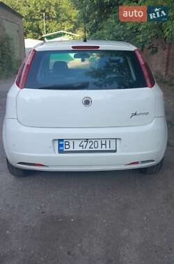 Хэтчбек Fiat Punto 2009 в 