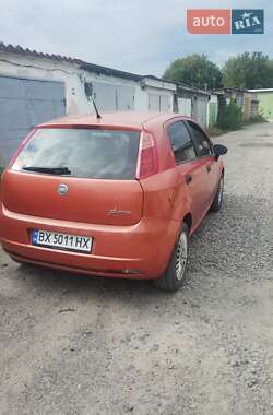 Хетчбек Fiat Punto 2006 в 