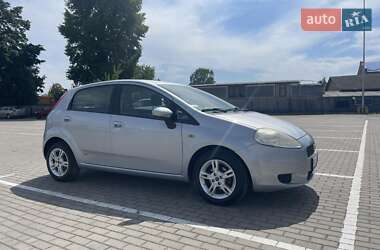 Хетчбек Fiat Punto 2006 в Микулинцях