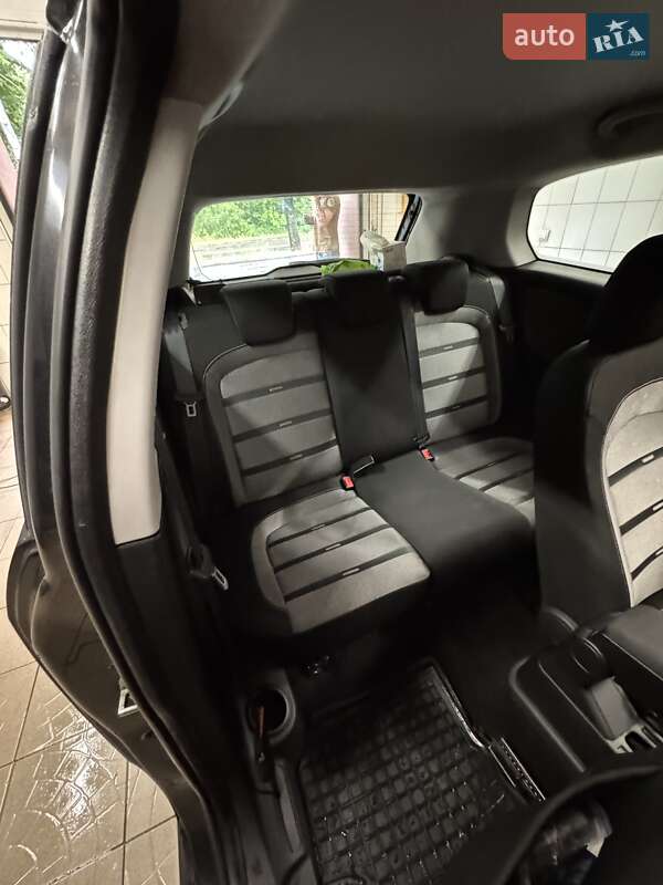 Хетчбек Fiat Punto 2009 в Рівному