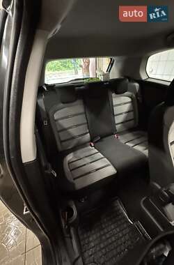 Хэтчбек Fiat Punto 2009 в 