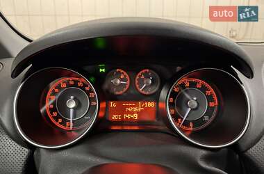 Хэтчбек Fiat Punto 2009 в 