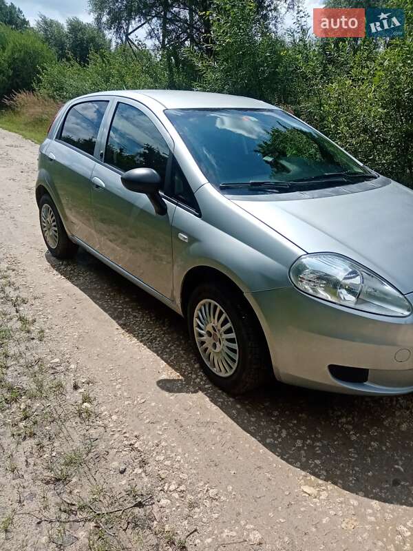 Хетчбек Fiat Punto 2008 в Дрогобичі