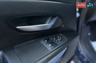 Хэтчбек Fiat Punto 2009 в 