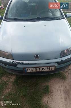 Хэтчбек Fiat Punto 2003 в 