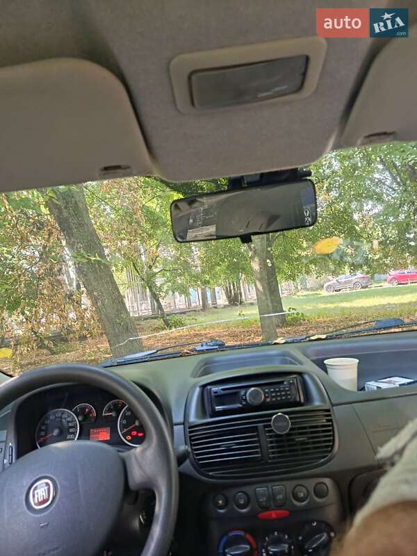 Хетчбек Fiat Punto 2010 в Кременчуці