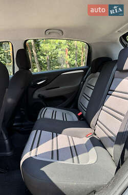 Хэтчбек Fiat Punto 2010 в 