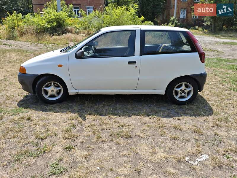 Хэтчбек Fiat Punto 1993 в Днепре