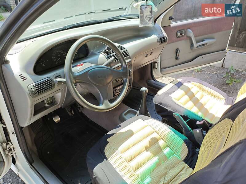 Хэтчбек Fiat Punto 1993 в Днепре