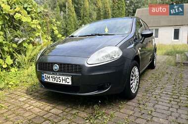 Хетчбек Fiat Punto 2009 в Житомирі