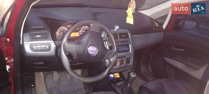 Хэтчбек Fiat Punto 2008 в Черкассах