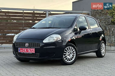 Хэтчбек Fiat Punto 2010 в Стрые