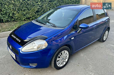 Хэтчбек Fiat Punto 2007 в 