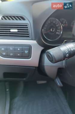 Хэтчбек Fiat Punto 2012 в 