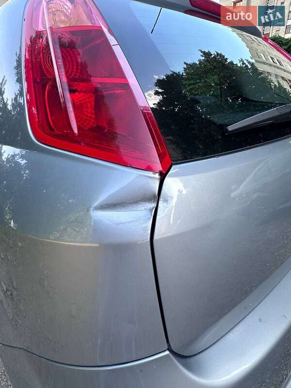 Хэтчбек Fiat Punto 2007 в Ровно фото 11 Хэтчбек Fiat Punto 2007 в Ровно
