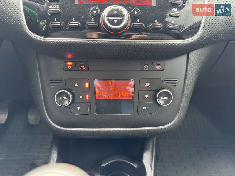 Хэтчбек Fiat Punto 2011 в Житомире фото 18 Хэтчбек Fiat Punto 2011 в Житомире