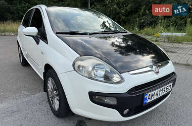 Хетчбек Fiat Punto 2011 в 