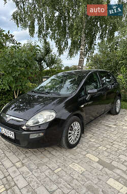 Хэтчбек Fiat Punto 2011 в Львове