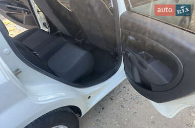 Хэтчбек Fiat Punto 2012 в 