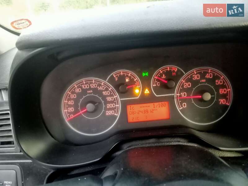 Хэтчбек Fiat Punto 2010 в Самборе