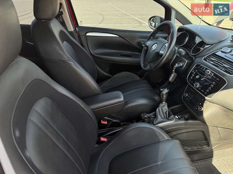 Хетчбек Fiat Punto 2011 в Кременчуці