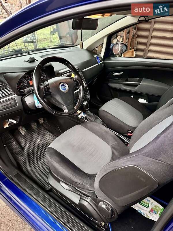 Хэтчбек Fiat Punto 2007 в Кривом Роге