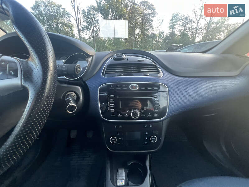 Хэтчбек Fiat Punto 2010 в Коломые