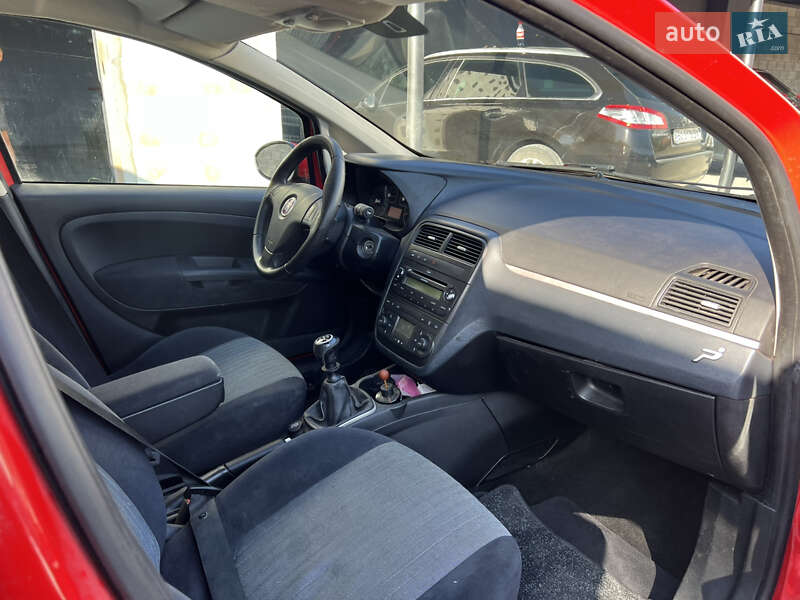 Хэтчбек Fiat Punto 2007 в Кременце