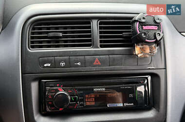 Хэтчбек Fiat Punto 2009 в 