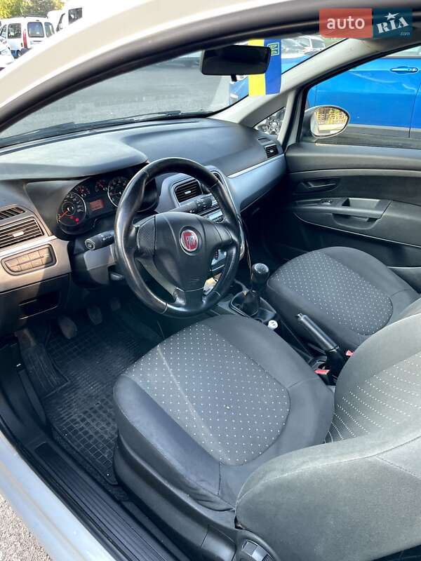 Хетчбек Fiat Punto 2013 в Львові