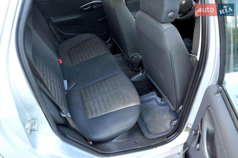 Хетчбек Fiat Punto 2009 в Львові