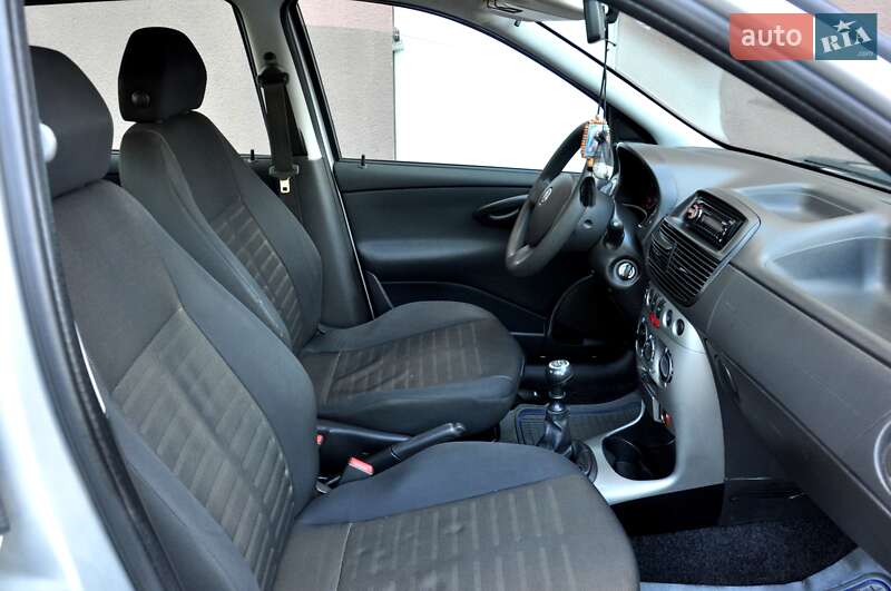 Хетчбек Fiat Punto 2009 в Львові