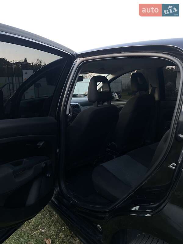 Хэтчбек Fiat Punto 2010 в Переяславе фото 2 Хэтчбек Fiat Punto 2010 в Переяславе