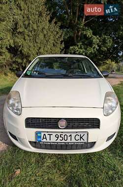 Хэтчбек Fiat Punto 2011 в Тлумаче