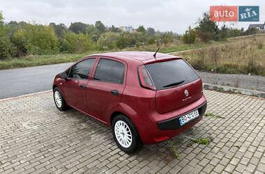 Хетчбек Fiat Punto 2010 в 