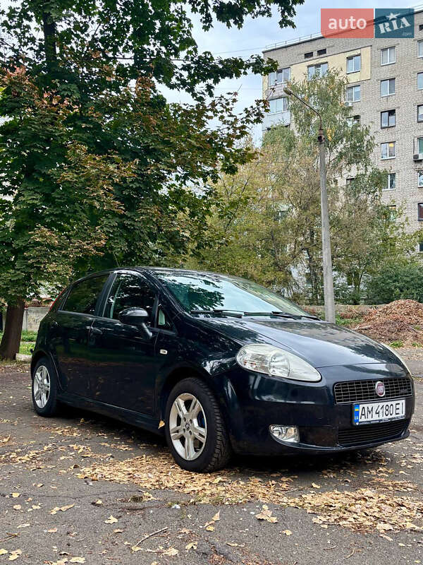 Хетчбек Fiat Punto 2008 в Києві