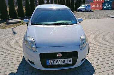 Хетчбек Fiat Punto 2010 в Івано-Франківську